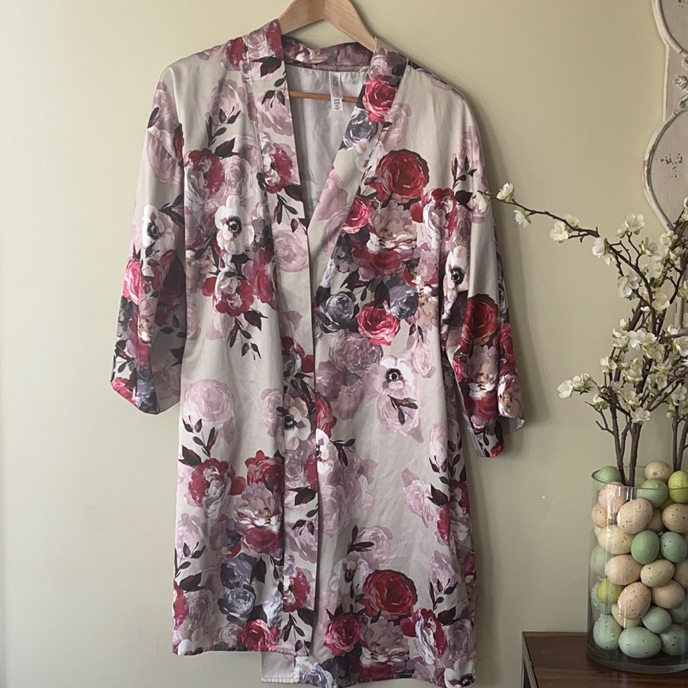Gilligan O’Malley Floral Robe Size S/M